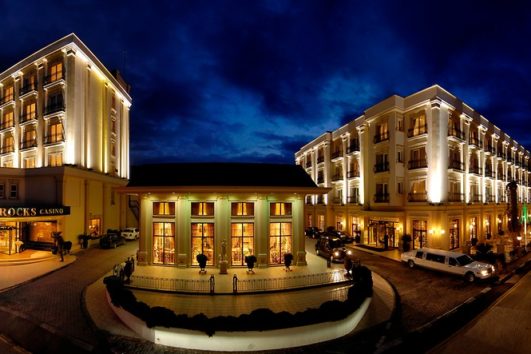 Rocks Hotel & Casino | Elissa Tur