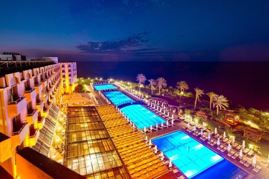 Merit Park Hotel & Casino | Elissa Tur